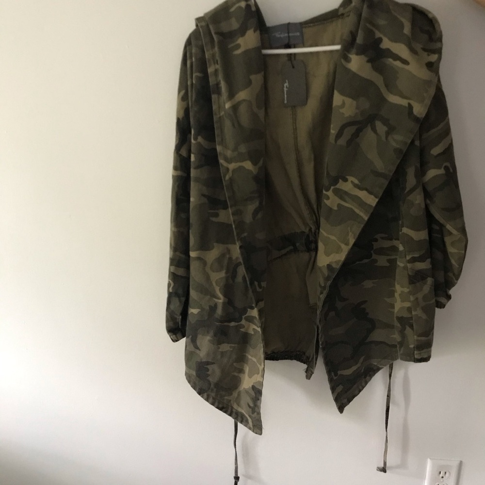 Camo jacket - Picture 6 of 11